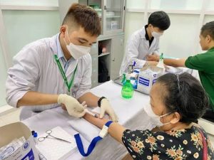 Nhiều trường Đại học và Cao đẳng trên cả nước tuyển sinh ngành Kỹ thuật Xét nghiệm Y học với đa dạng phương thức xét tuyển năm 2026